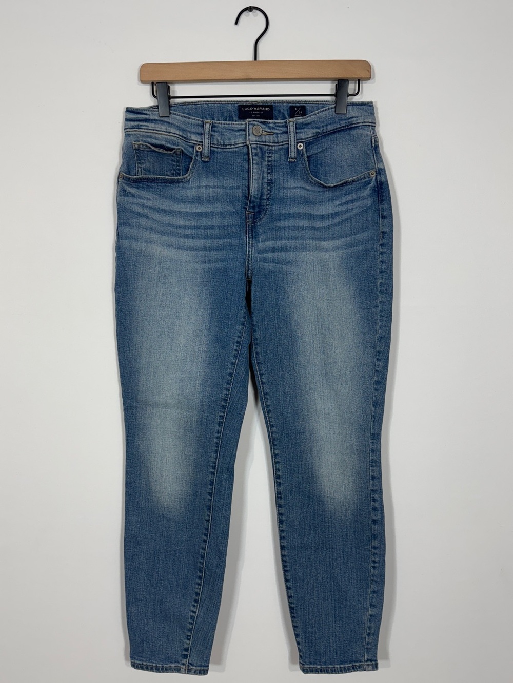 WJ43 {Lucky Brand} "Mid Rise Skinny Ava" Light Blue Stretch Denim Jeans